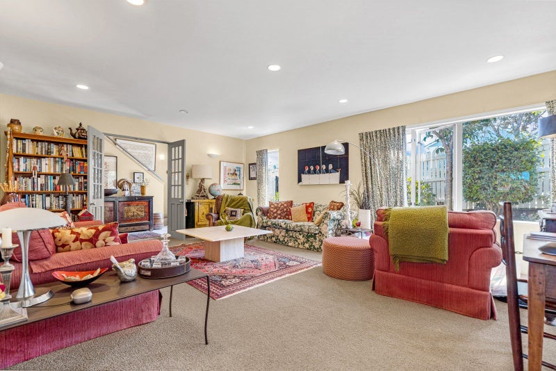 23 Ascot Avenue, Narrow Neck, Auckland - Carousel 2