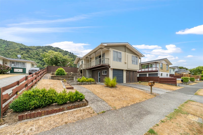 178 California Drive, Totara Park, Upper Hutt - Carousel 1