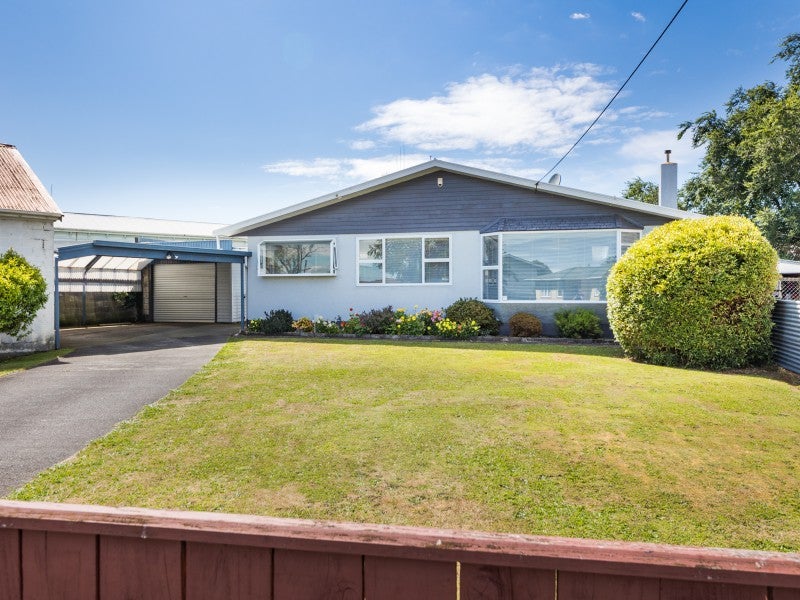 17 Tararua Terrace, Cloverlea, Palmerston North - Carousel 2