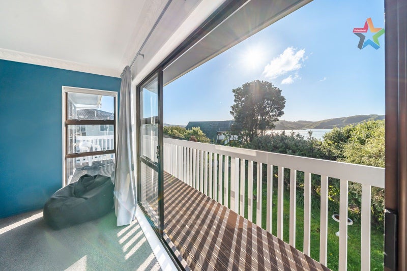 90 Tweed Road, Papakowhai, Porirua - Carousel 2