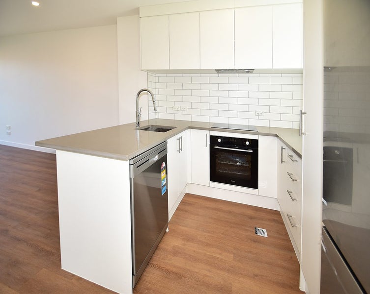 11C Playfair Road, Mount Roskill, Auckland - Carousel 2