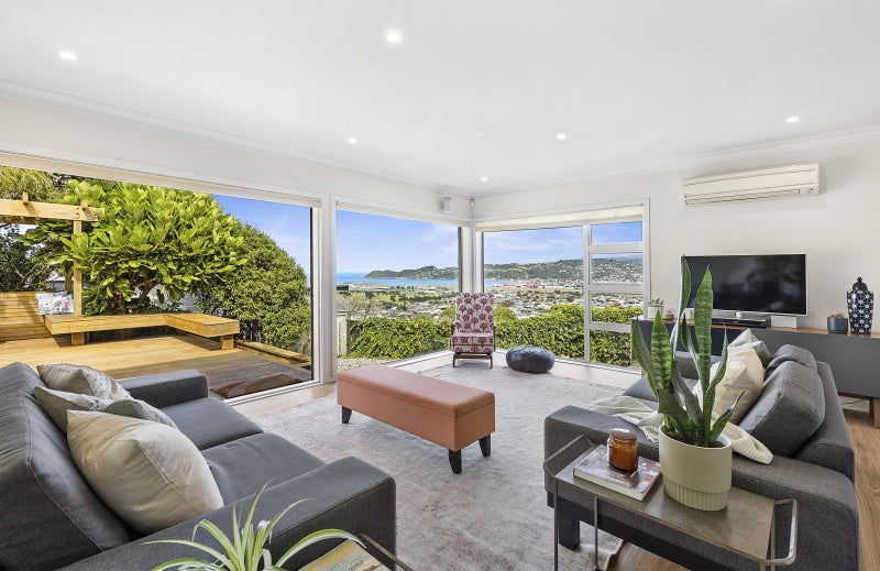 39 Seatoun Heights Road, Seatoun, Wellington - Carousel 2