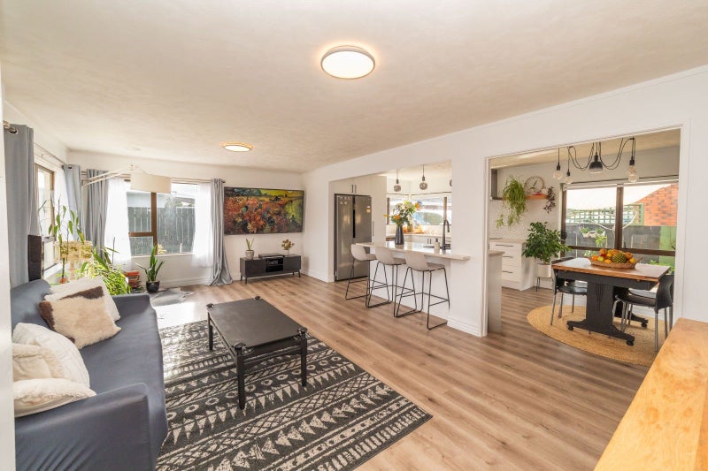 2C Woodfield Avenue, Roslyn, Palmerston North - Carousel 1