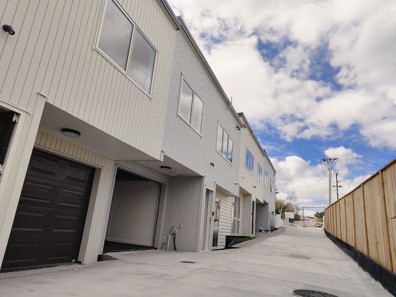 22 Roseville Street, New Windsor, Auckland - Carousel 1