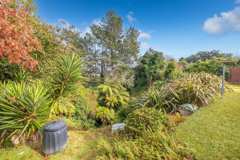 5 Carolyn Place, Fitzroy, Hamilton - Carousel 2