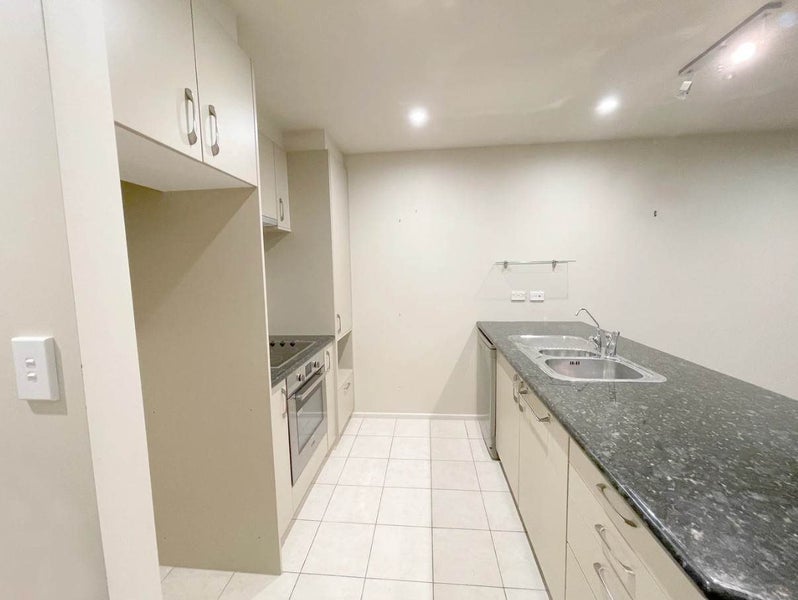 42/8 Landscape Road, Papatoetoe, Auckland - Carousel 2