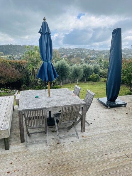 31 Kiwi Street, Oneroa, Waiheke Island - Carousel 2