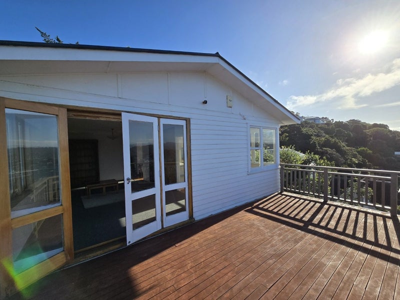 90 Rakau Road, Hataitai, Wellington - Carousel 1