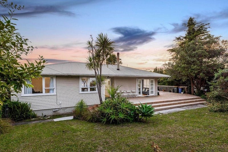 77 Royal Road, Massey, Auckland - Carousel 1