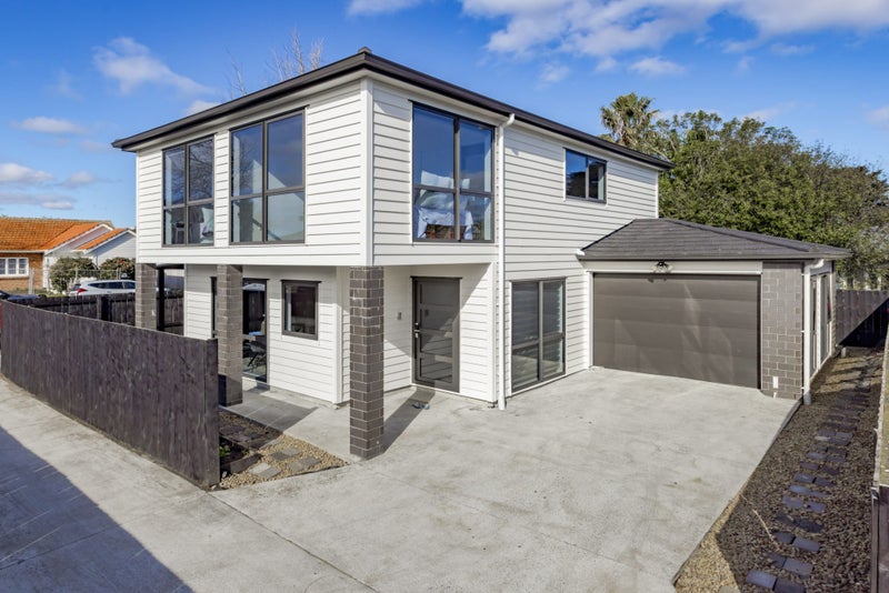 4A Sturdee Road, Manurewa, Auckland - Carousel 1
