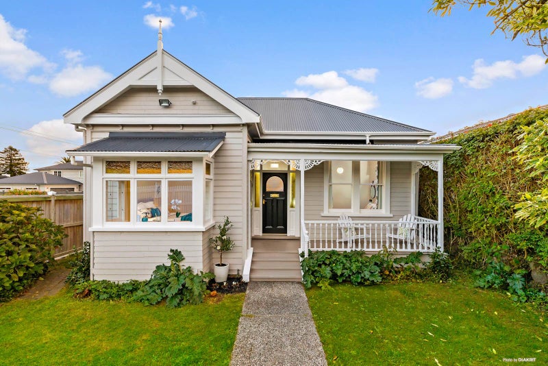 3 Henley Road, Mount Eden, Auckland - Carousel 1