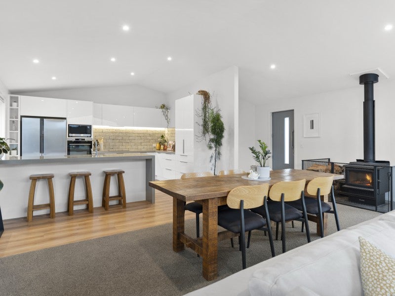 42 Stratford Drive, Mount Pisa, Cromwell - Carousel 1