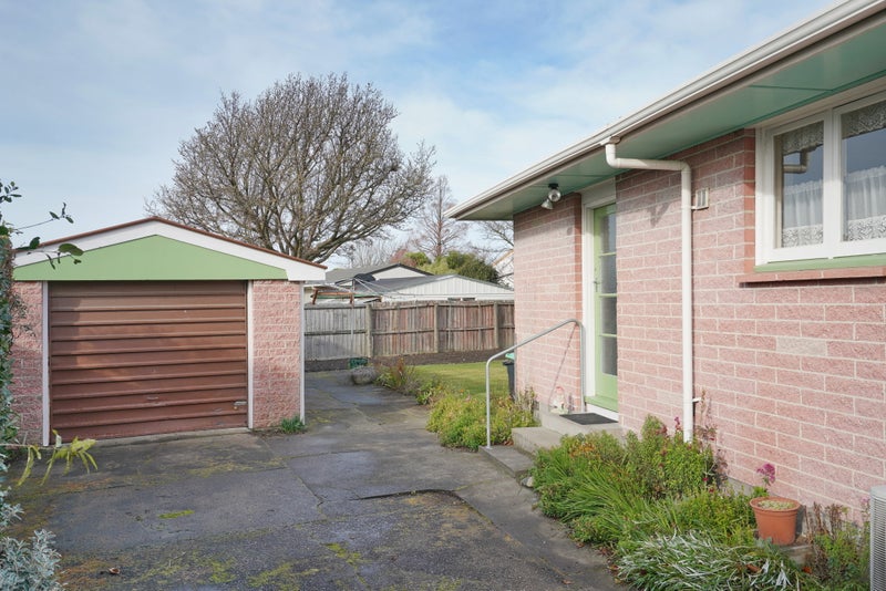 3 Ron Place, Bishopdale, Christchurch - Carousel 17