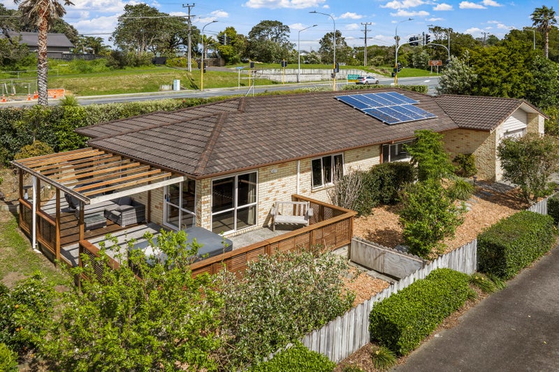 2 Totara Views Drive, Red Beach, Whangaparāoa - Carousel 1