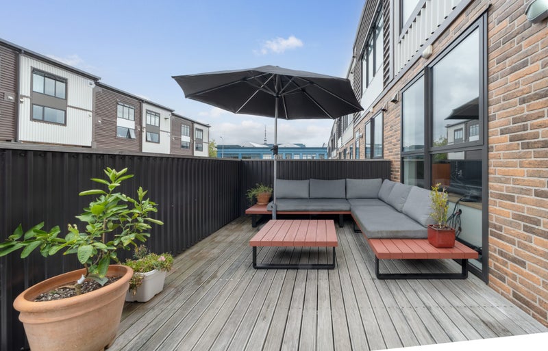 25/1 Glenside Crescent, Grafton, Auckland - Carousel 1