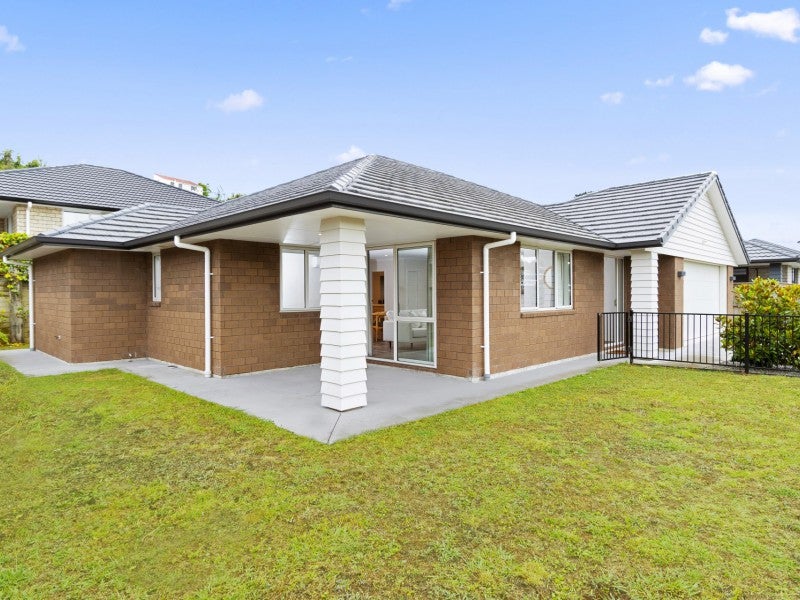 6 Bridle Way, Brookfield, Tauranga - Carousel 1