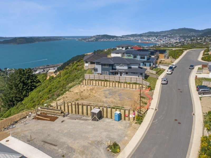 27 Boeing Way, Newlands, Wellington - Carousel 1