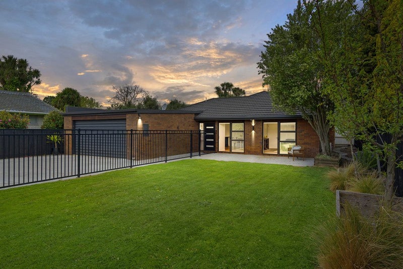 2/28A Studholme Street, Somerfield, Christchurch - Carousel 1