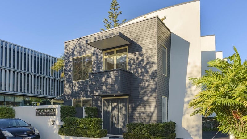 2/23 Napier Street, Freemans Bay, Auckland - Carousel 1