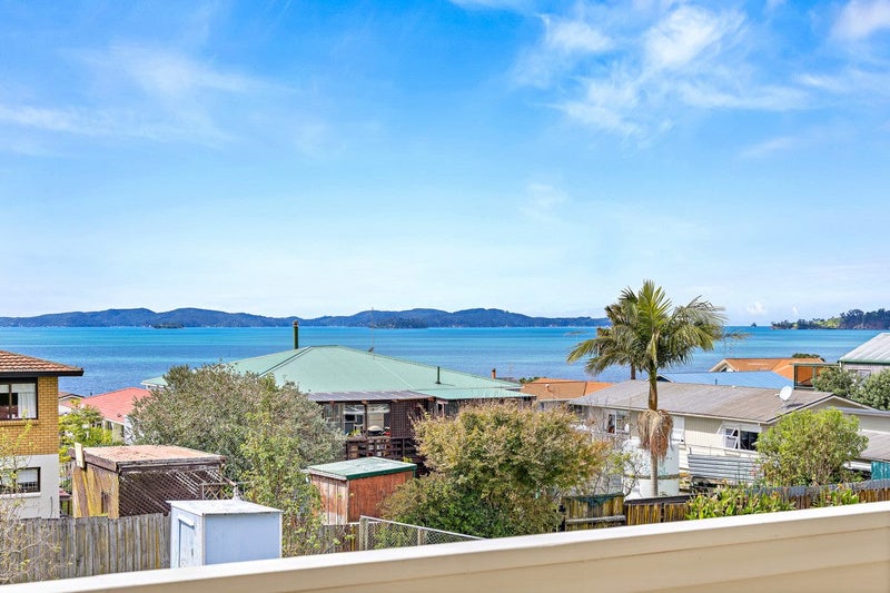 8 Kotuku Place, Snells Beach, Snells Beach - Carousel 1