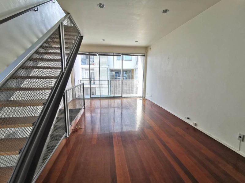 2/5 Fox Street, Parnell, Auckland - Carousel 2
