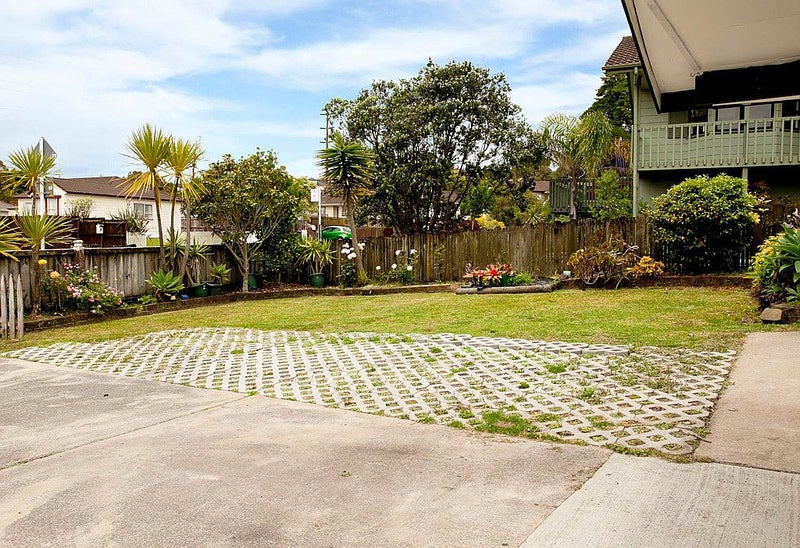 46 Meadowood Drive, Unsworth Heights, Auckland - Carousel 14