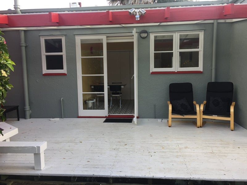 18 William Avenue, Greenlane, Auckland - Carousel 11