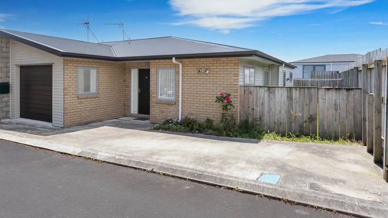 38/167 Whitney Street, Blockhouse Bay, Auckland - Carousel 1