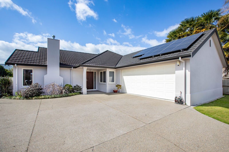 33 Grace Avenue, Rototuna North, Hamilton - Carousel 2