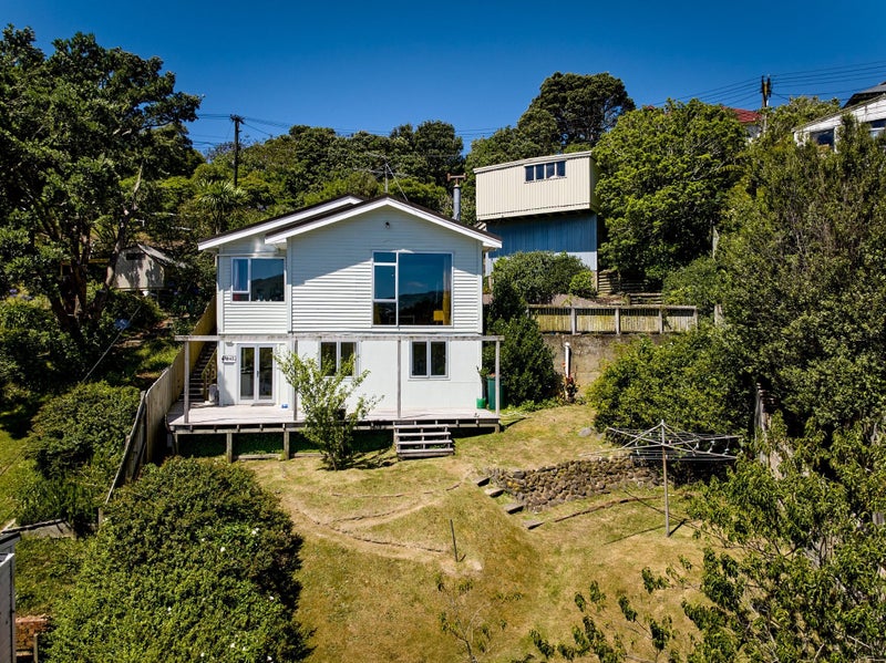 10 Sutherland Crescent, Melrose, Wellington - Carousel 1