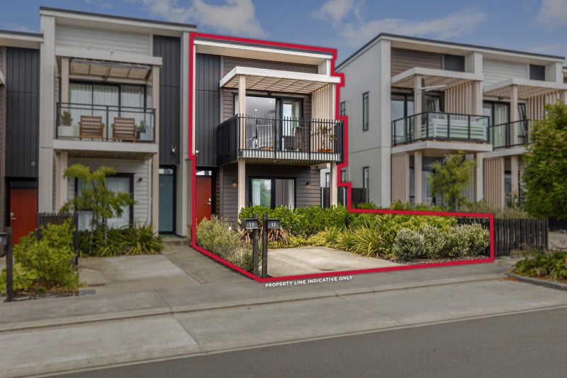 13 Malcolm Calder Road, Hobsonville, Auckland - Carousel 1