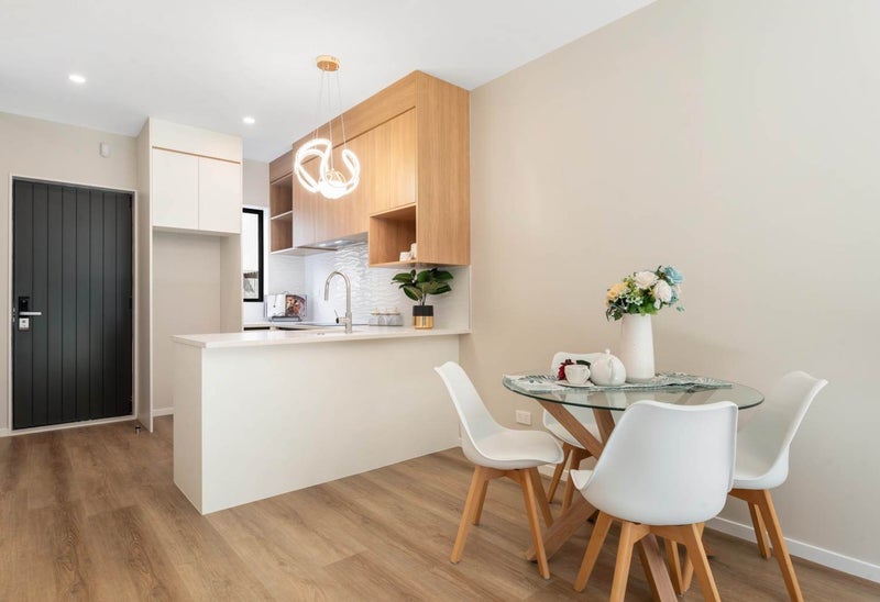 7 Don Oliver Lane, Glen Eden, Auckland - Carousel 2