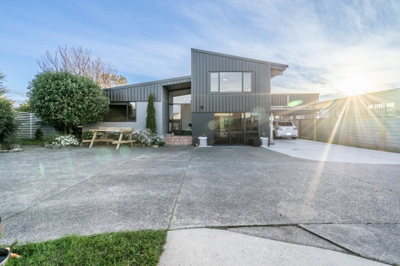 678 Tweed Street, Newfield, Invercargill - Carousel 1
