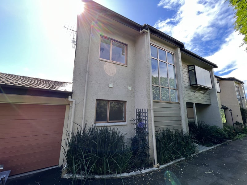 2/114 Coates Avenue, Orakei, Auckland - Carousel 1