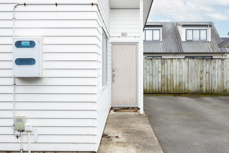 23C Greensboro Street, Hamilton East, Hamilton - Carousel 16