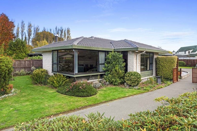 30 Sayers Crescent, Ilam, Christchurch - Carousel 1