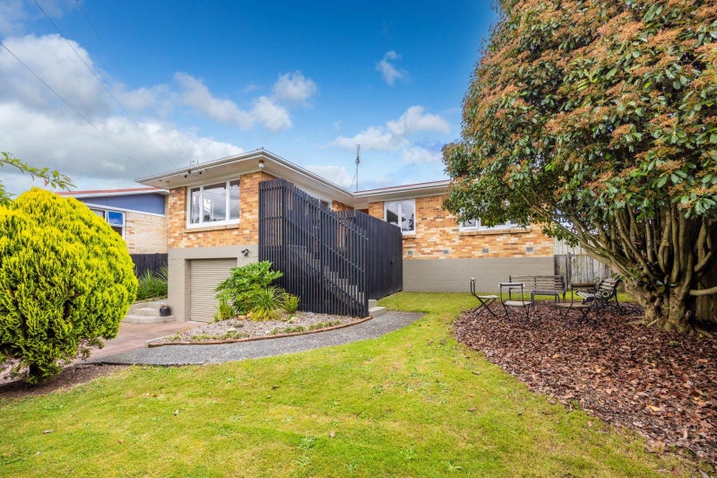 25 Morris Road, Hillcrest, Hamilton - Carousel 2