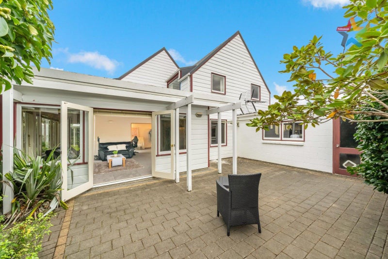 6 Earlston Grove, Avalon, Lower Hutt - Carousel 20