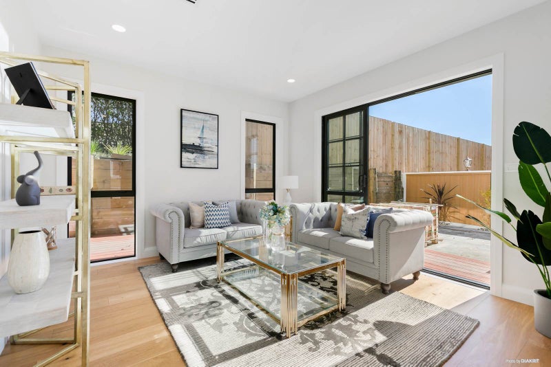 15A Wicklam Lane, Greenhithe, Auckland - Carousel 2