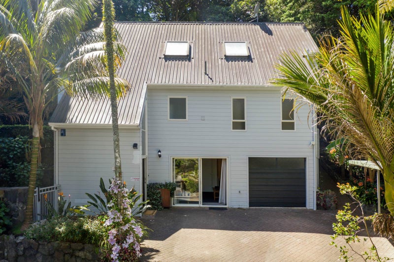 33 Ewhurst Place, Goodwood Heights, Auckland - Carousel 2