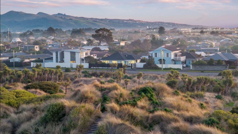 340 Marine Parade, New Brighton, Christchurch - Carousel 1