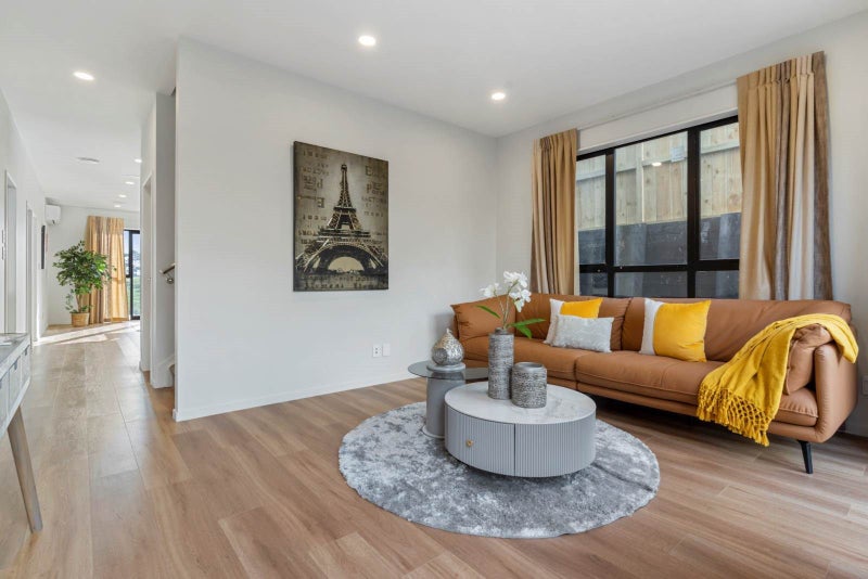18 Bendridge Street, Flat Bush, Auckland - Carousel 2
