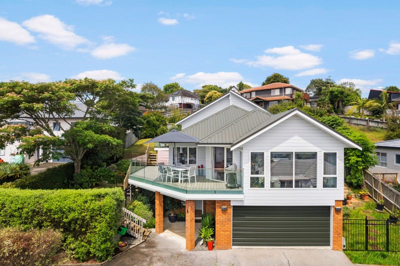6 Stephanie Close, Glenfield, Auckland - Carousel 1