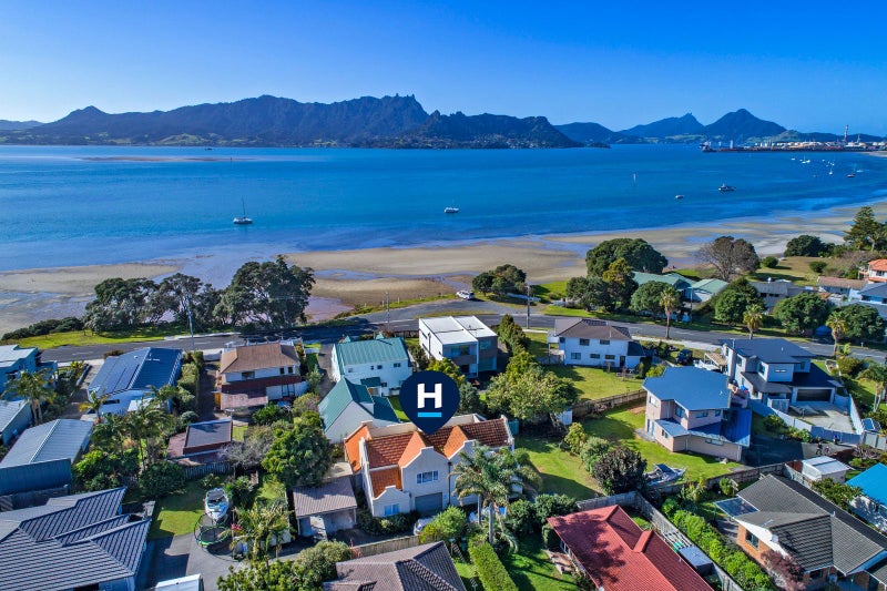 2/16 Bermuda Place, One Tree Point, Whangarei - Carousel 1