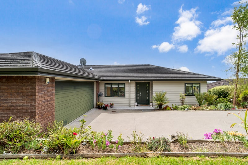 6 Bloomfield Rise, Stanmore Bay, Whangaparaoa - Carousel 1