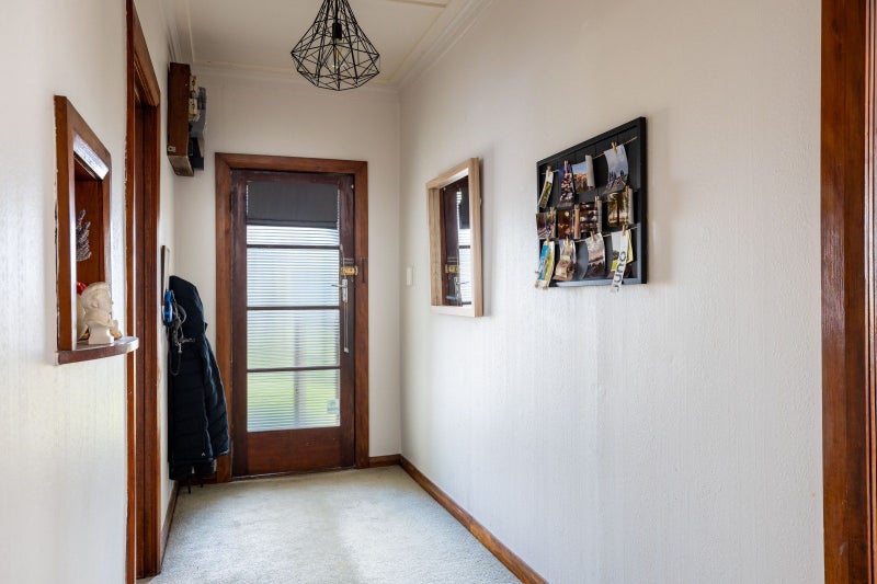 9 French Street, Moturoa, New Plymouth - Carousel 2