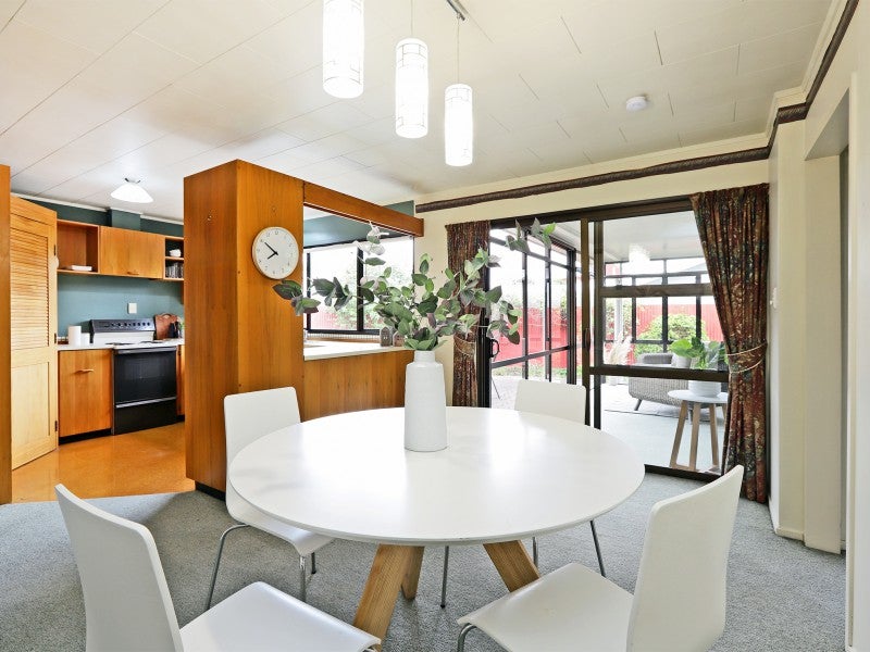 22 Perry Crescent, Greenmeadows, Napier - Carousel 2