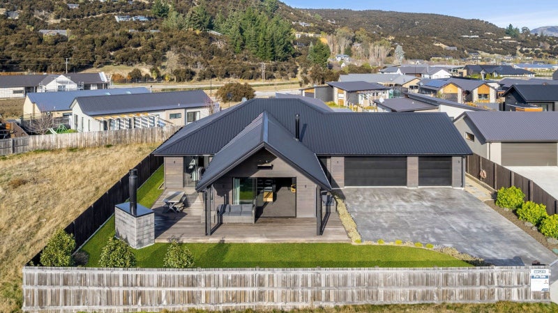 8 Toru Street, Albert Town, Wānaka - Carousel 19