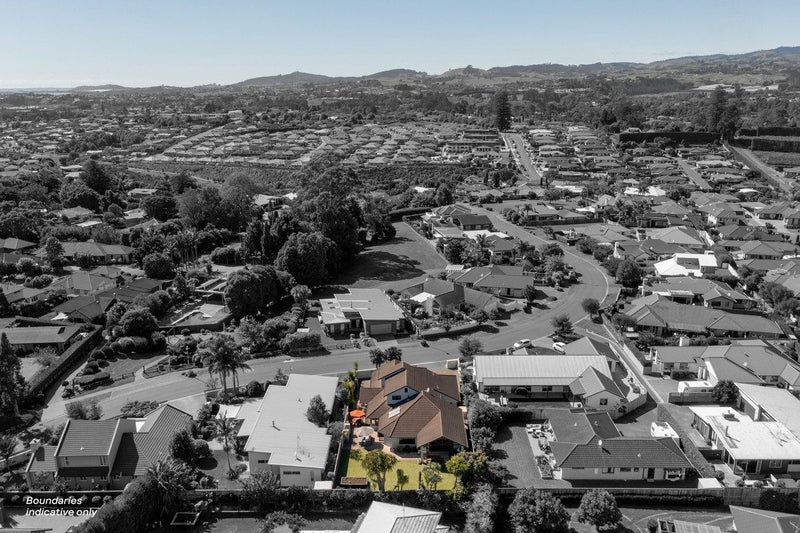 8 Contour Avenue, Pyes Pa, Tauranga - Carousel 2
