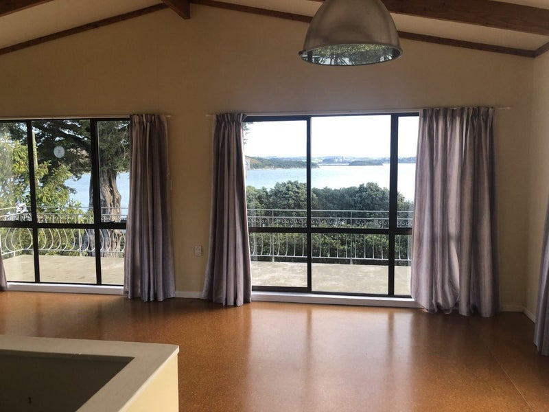 16 Cliff Street, Onerahi, Whangarei - Carousel 2